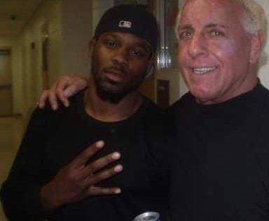 MrTonyMaurizio's tweet photo. Running through Bristol as Nature Boy's guests. Back when these were 'can't miss events'. Before the con/autograph scene went nuts, everyone wasn't looking to hock stuff on eBay yet.. and people were actually there to ENJOY themselves! #coors #greygoose #clubnitro https://t.co/fGcxiD0E00