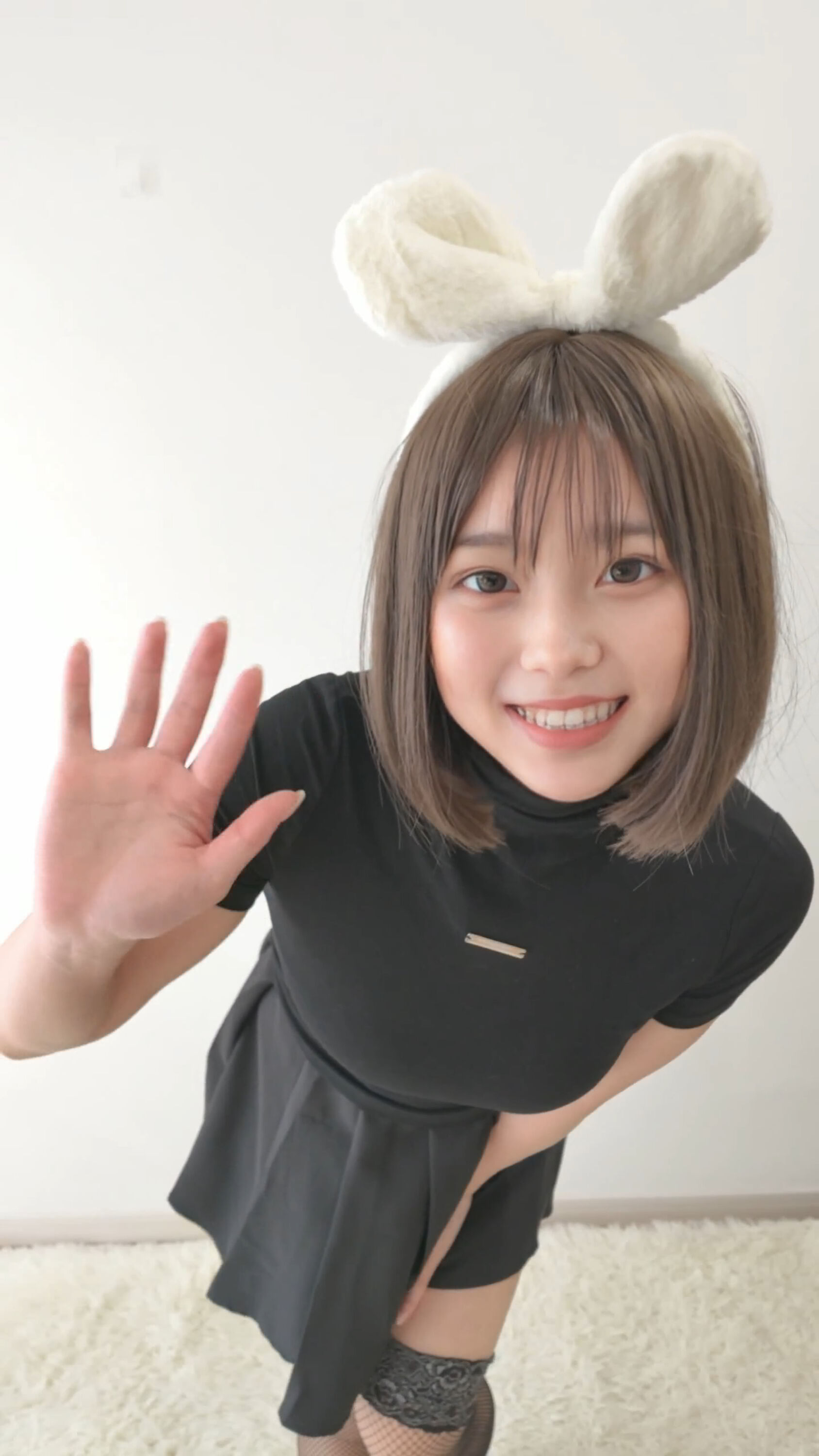 【可愛すぎる女子大生】笑顔が素敵な癒し系女子りいなさん（@yururina_）
