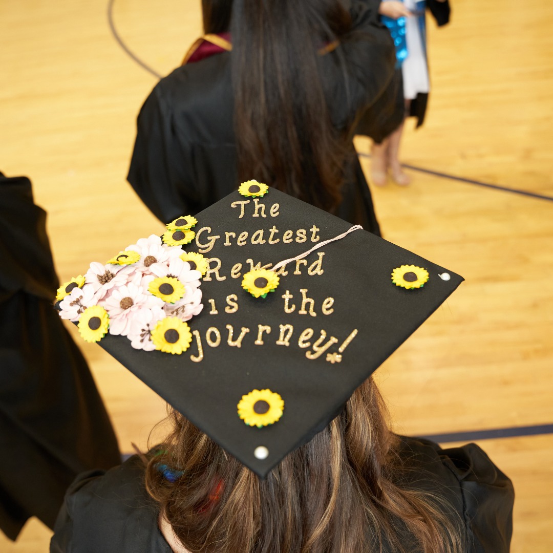 CSUSystem's tweet image. We’re so excited to see what kind of graduation caps this year’s @CSUGlobal commencement ceremony brings.

Congratulations to all of the graduates — this weekend the entire #CSUSystem is celebrating you 🎉