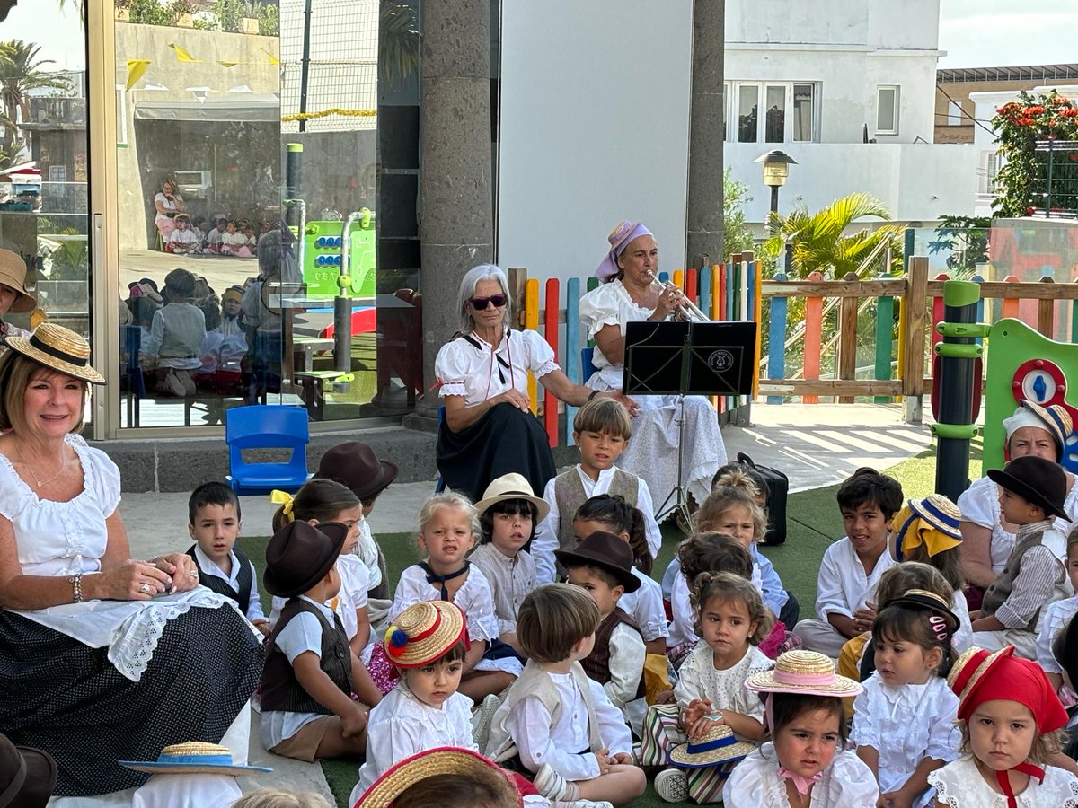 Today the children at Milton House enjoyed their Canary Day celebrations in school. We would like to say a big thank you to Malena’s granny who came to play her trumpet for us and to Fidel’s parents who showed some Canarian percussion instruments and dancing. Happy Canary Day! 🥰