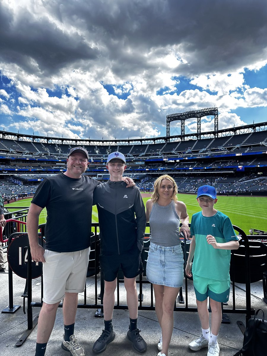 manchestersurv1's tweet image. Finished our trip to New York with a game at @Mets  what an unbelievable experience. All the staff were very welcoming and friendly. Good luck Mets