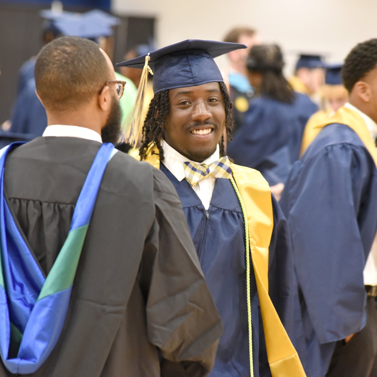 The Blue Devils are officially on deck! Tune in to the graduation livestream for Varina's Class of 2024 online at henricoschools.us. Check back in the morning for more photos from Varina's ceremony, including a full gallery on Facebook and our website. #HCPSClassof24