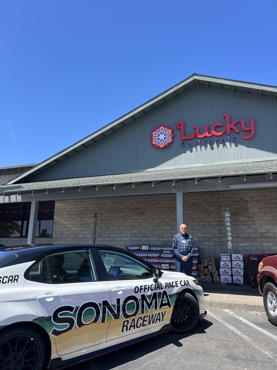 @SaveMart Sonoma, it's your time to shine! ☀️

Meet the team at Lucky at 19181 Sonoma Highway and snag a Sunday ticket to get your FREE Pre-Race track pass! 

* Available to the first 10 customers who purchase a Sunday ticket!