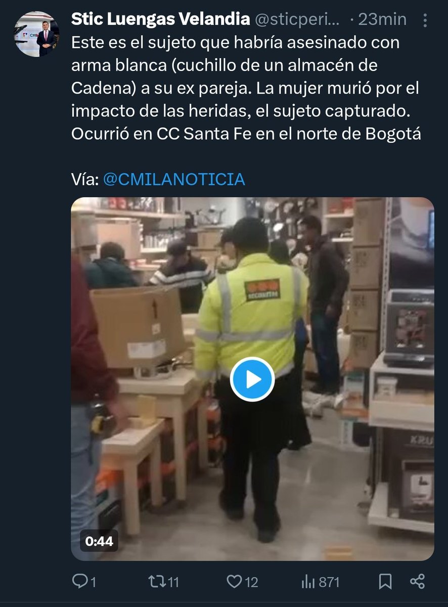 Veo con mucha preocupación que varios periodistas como @BallesterosLeo y @sticperiodista están compartiendo el video en el que se ve agonizando a la mujer víctima de feminicidio en el C.C Santafe. Esto es totalmente revictimizante, no es derecho a la información, es amarillismo.