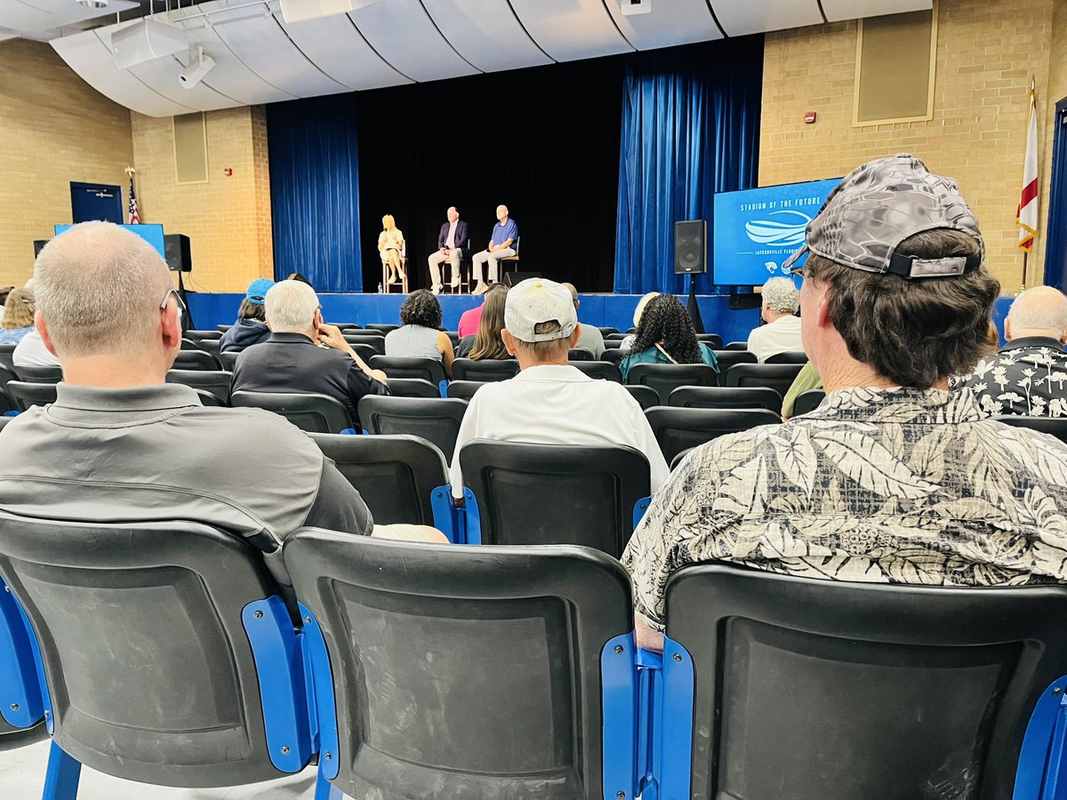 Thanks to everyone who came out to the Stadium of the Future Community Huddle tonight. The 5th and final Community Huddle with @MayorDeegan, @Jaguars President Mark Lamping, and Lead Negotiator for the City, Mike Weinstein is tomorrow, 5/30 at Westside H.S. starting at 6pm.
