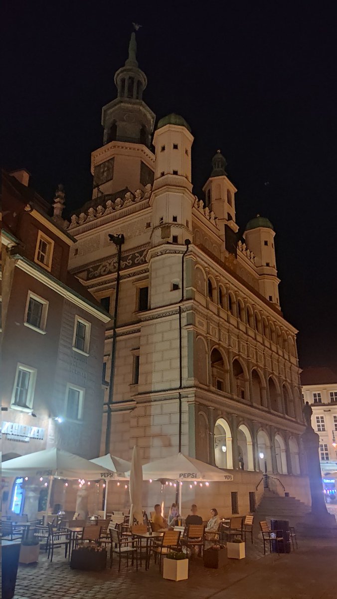 Poznań by night 🥃🌛