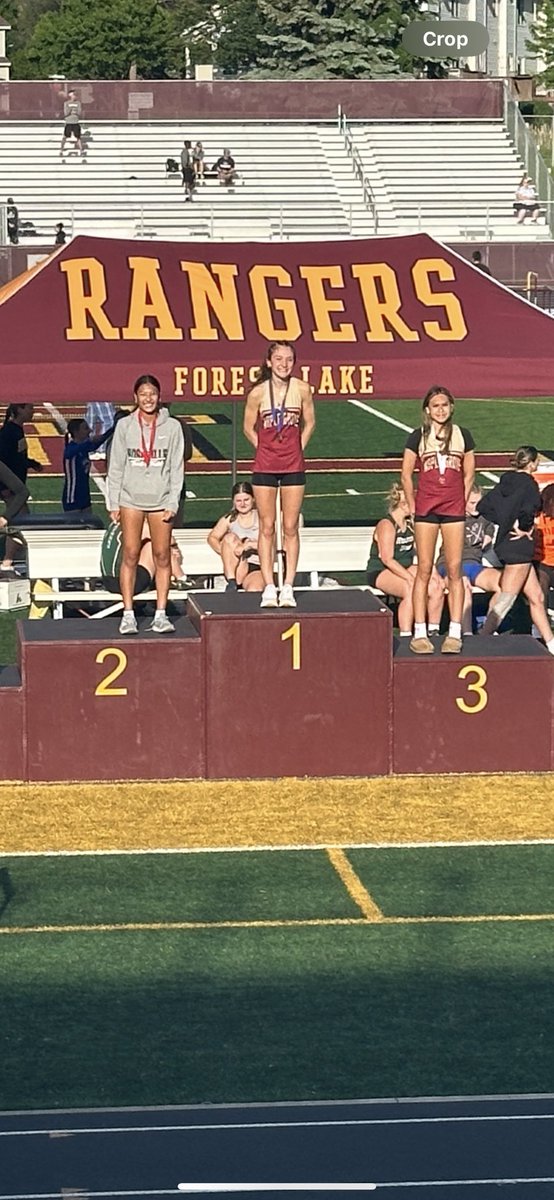 🚨State Qualifier🚨
Erika Imdieke is the first Crimson to 🥊 her 🎟️ to the <a href="/MSHSL/">Minnesota State High School League</a> Track and Field Championship Meet by winning the high jump with a 🥇jump of 5’2”! <a href="/MGActivities/">Crimson Activities</a>