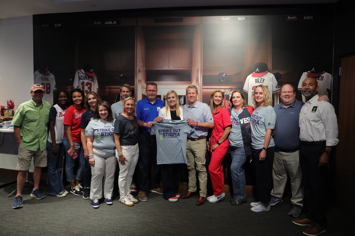 It was a pleasure to join @DBHDD Commissioner Tanner and the @Braves tonight to highlight the importance of mental health and the 988 hotline. If you or a loved one are in need of mental health support, please contact 988 to speak to an expert, and know there is hope.