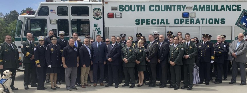 MessengerPapers's tweet photo. Did you hear Suffolk County has designated the third week of May as ‘EMS appreciation week’ !? Read more details in our article. Subscribe to our print issues, or read from our website and https://t.co/l87rWp2tBF! 🚑❤️‼️ https://t.co/CIAvZRvrvu