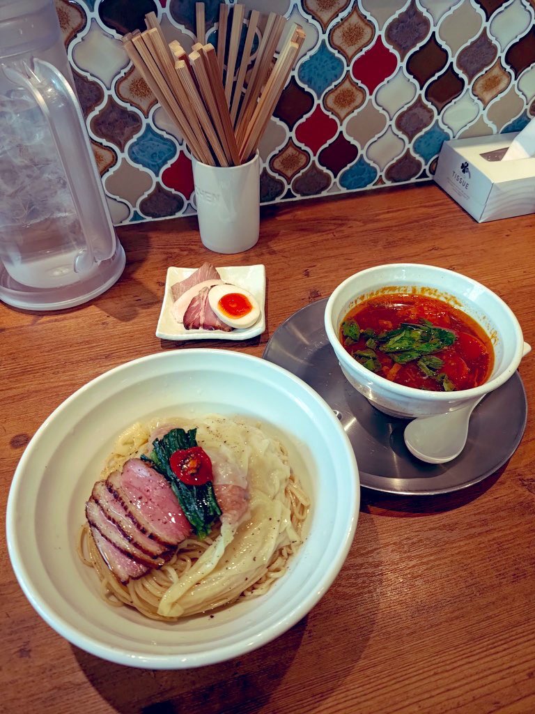 LEO24532322's tweet photo. 本日5/30（木）通常営業

◎ハバネロトマト🍅つけめん
◎昆布水のつけそば
◎肉味噌の和え玉

明日5/31（土）今のところ人手不足で
営業出来ないかもしれません💦

ハバネロトマトは辛さ調整出来ますので
辛さが苦手な方も是非🙇‍♂️ https://t.co/dWwcdV8AYi