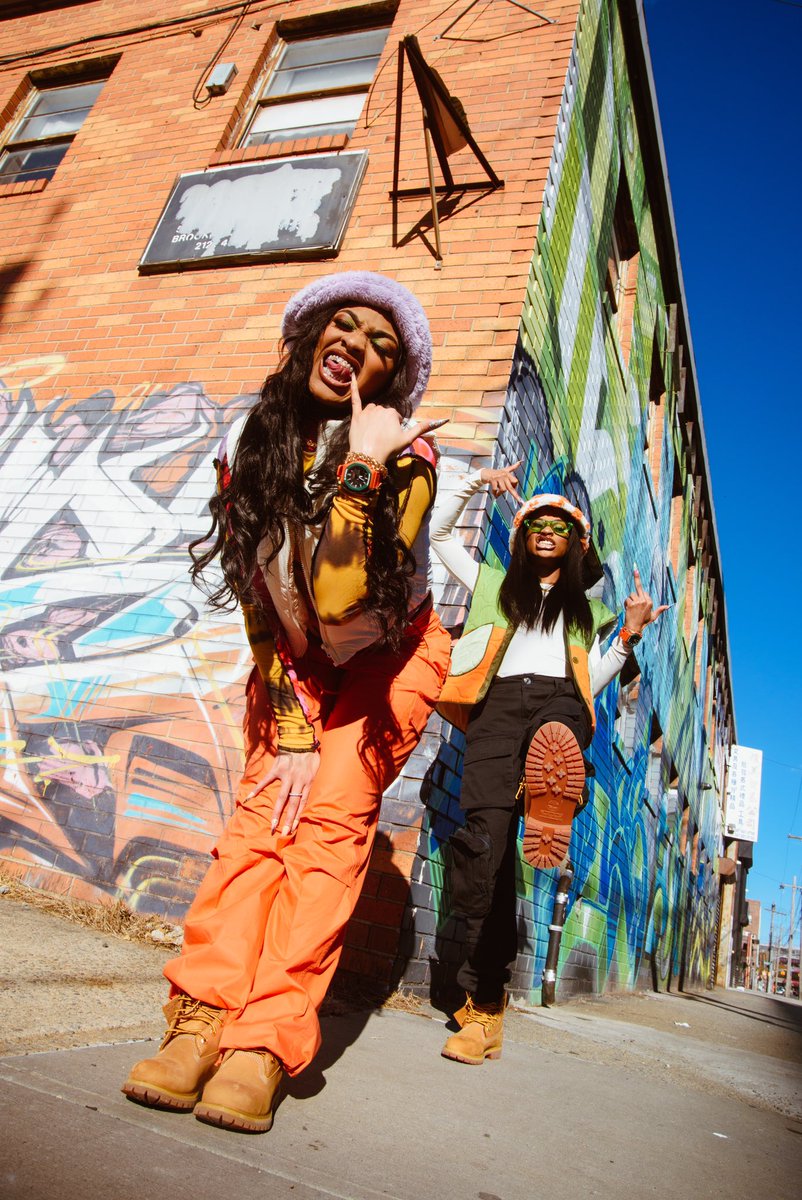 THE GIRLL CODEE tweet media