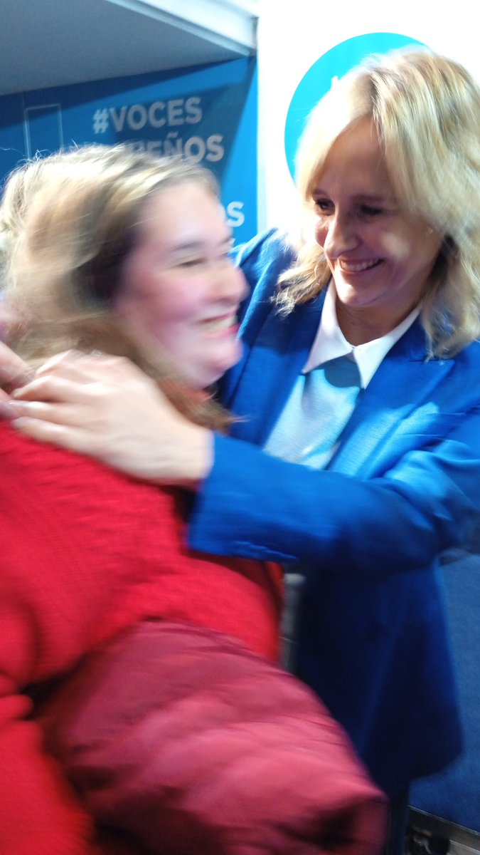 Carito_5555's tweet photo. Mi Candidata Tiene La Experiencia Para Ser La Próxima Presidenta De Todos Los Uruguayos Adelante Laurita Estamos Contigo!!! @lauraraffo #YoElijoSumar #HagamosHistoria 🔵⚪ https://t.co/Acra0i0QyO
