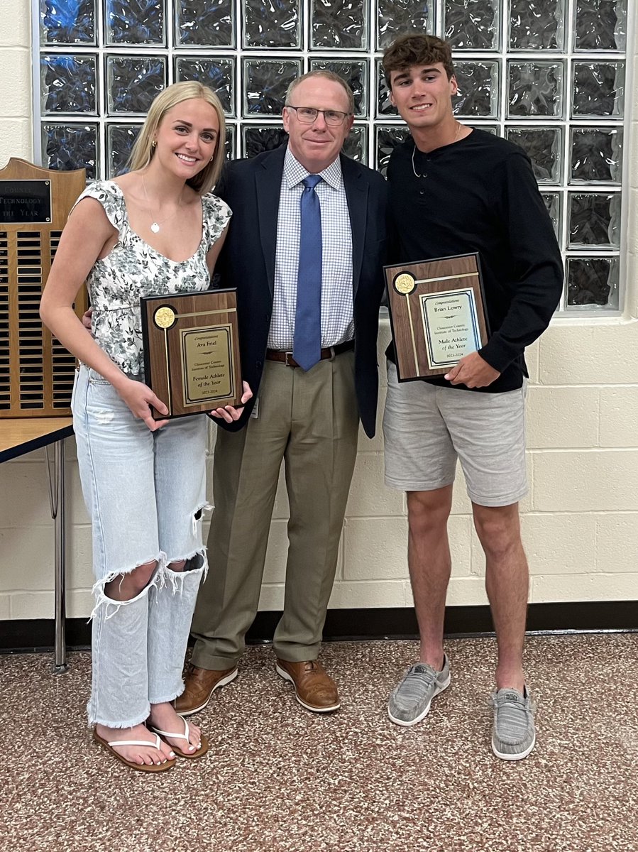 Congratulations to our ‘23-‘24 Athletes of the Year: Ava Friel & Brian Lowry - well deserved! #CheetahPride 🐾