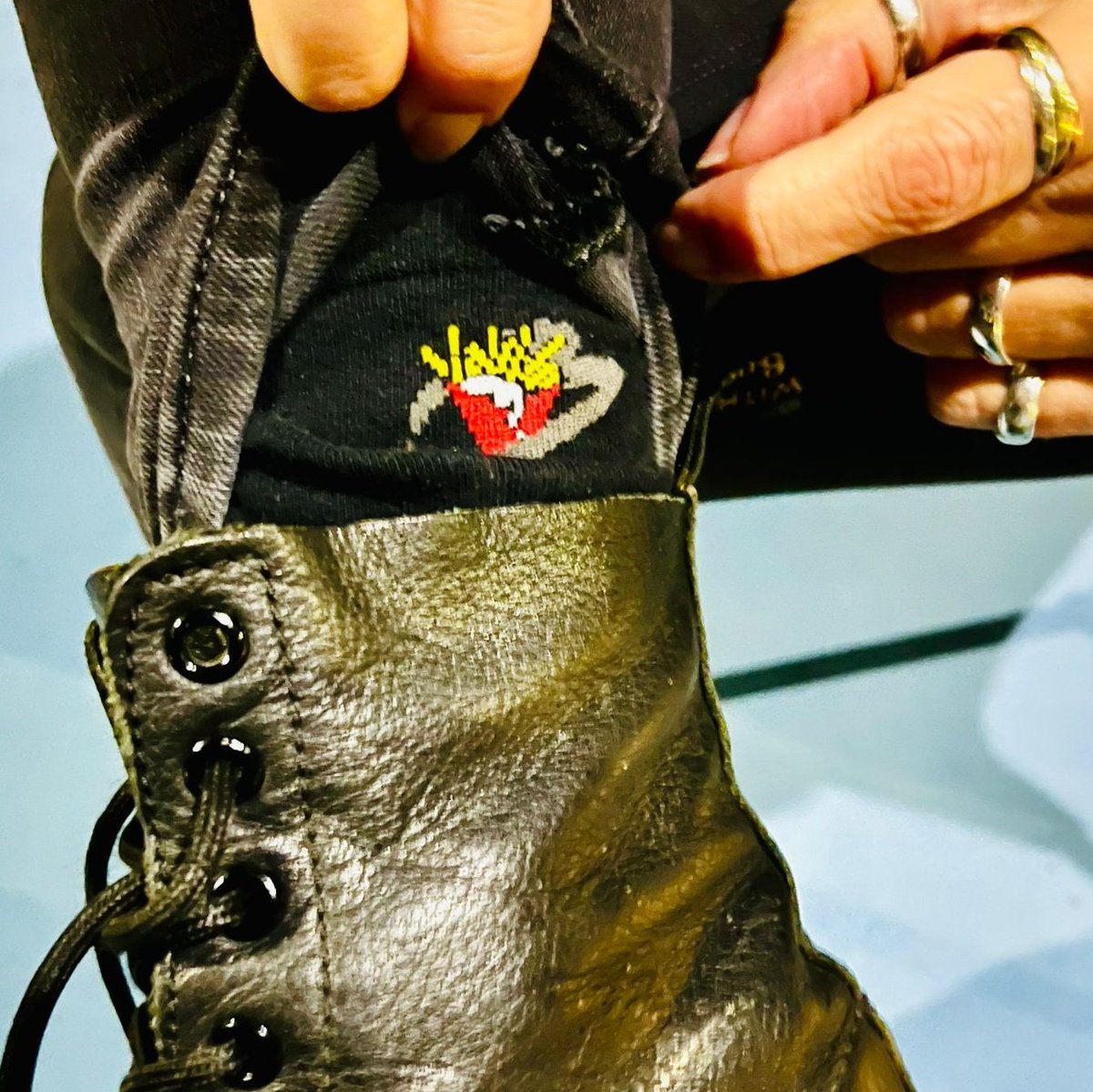 TscheijPieh's tweet photo. Mit @monuscha3108 auf dem #depecheboot. Alle Zeichen standen danach auf "Pommes". Also... https://t.co/4cjhhxma93