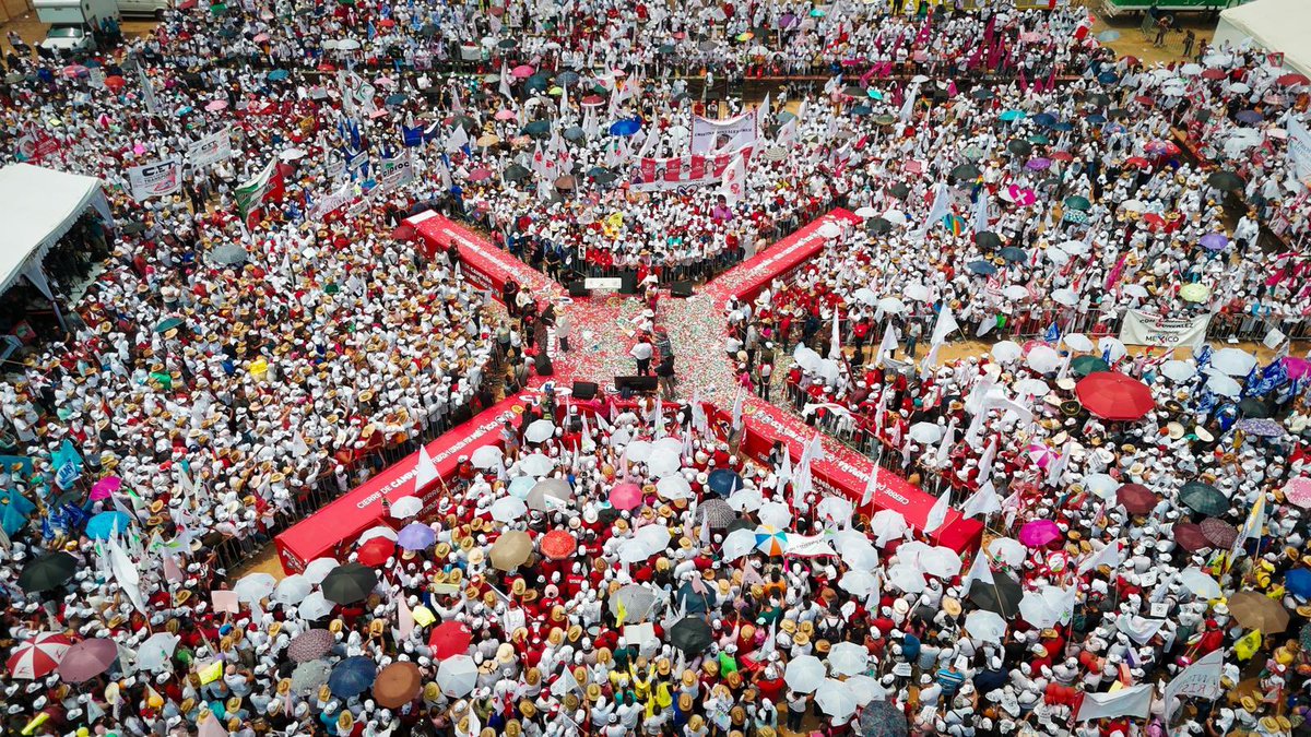 En el #Edoméx ya decidimos: queremos vivir en un Estado sin miedo, en un #MéxicoSinMiedo.
Así Los Reyes La Paz para recibir a #XóchitlGálvezPresidenta.
#Xóchitl2024