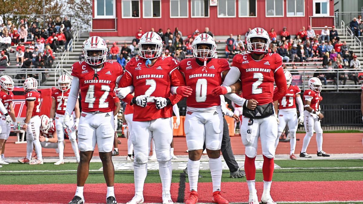 Chase Hatton (@cs_hatton) on Twitter photo INCREDIBLY Blessed and Thankful to receive an offer from Sacred Heart University! <a href="/CoachPSap/">Patrick Saporito</a> @SHU__Football <a href="/Rustin_Football/">Rustin Football</a> <a href="/MohrRecruiting/">Brian Mohr</a> @PRZPAvic INCREDIBLY Blessed and Thankful to receive an offer from Sacred Heart University! <a href="/CoachPSap/">Patrick Saporito</a> @SHU__Football <a href="/Rustin_Football/">Rustin Football</a> <a href="/MohrRecruiting/">Brian Mohr</a> @PRZPAvic