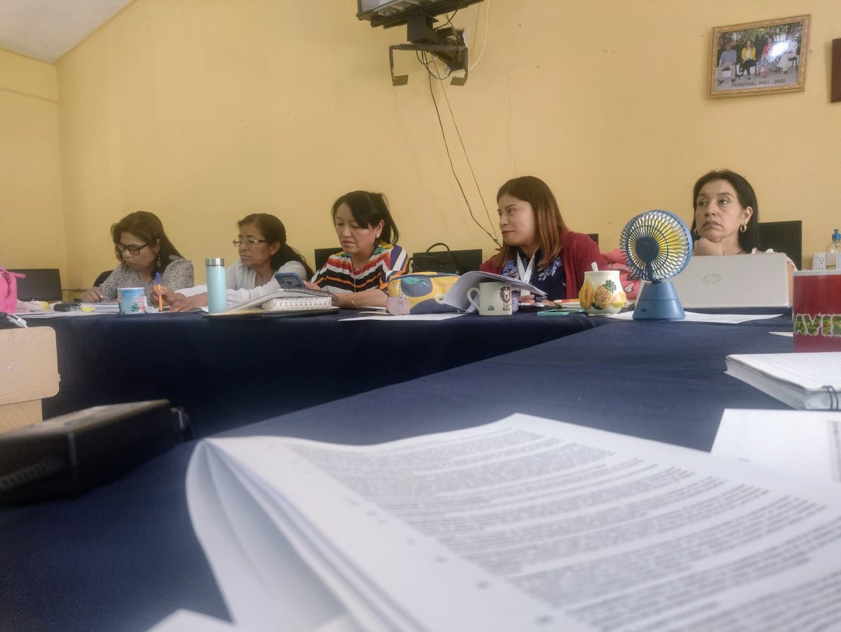 SREBVB08's tweet photo. Reunión de #CTZ para la preparación de la 7° Sesión Ordinaria de #CTE y el #TIFCD, dando puntual atención a: Autonomía profesional, observación de clase, retroalimentación y pensamiento crítico.
👉Colectivo de Directores de la #ZonaV029
@arturougaldea_
@SEB_Edomex
@SeducEdoMex https://t.co/8iLFKxa7md