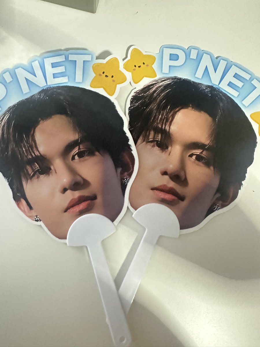 มีพัดรูปP'Netมาขายด้วยน้า🖤🫶🏻
~อันล่ะ60บาท~
ส่งฟรีน้าบ
(มีจำกัดน้า)
ใครสนใจ dm มาเบย🖤
สนใจพิมJSYใต้โพสต์เบยจร้า
#ตลาดนัดดูมันดิ