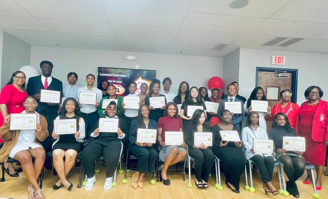 Hats off to these accomplished scholars who received a collective total of $50K in college scholarships from SM-LAC! 🎓Special thanks to community members and  our chapter members whose contributions made it possible for us to provide academic scholarships to talented students.