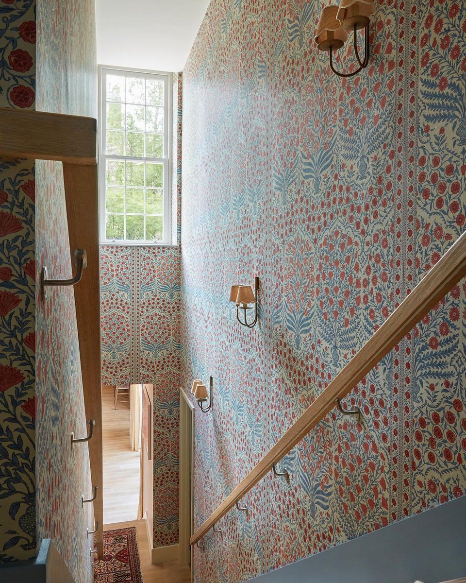 Lee Jofa tweet media