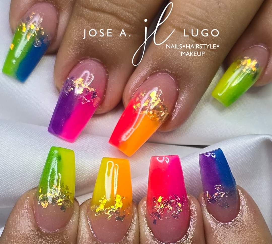 #coloresneones #brillo de Jia nails system 
#josenailshairstyleandmakeup 
#nailsalon #nailtechnique #nailsboricua #nailsfashionnails #naileducation #nailstyle