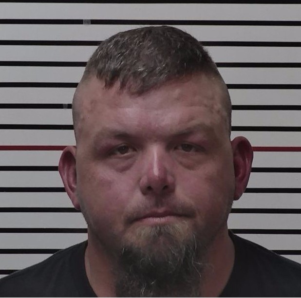 Charles  Kemp (46) – West Frankfort, IL  arrested and charged with Indecent  Solicitation of a Child (Class 3 Felony), Traveling to Meet a Child  (Class 3 Felony), and Solicitation to Meet a Child (Class 4 Felony) #ChicagoScanner #southernillinois #HumanTraffickers