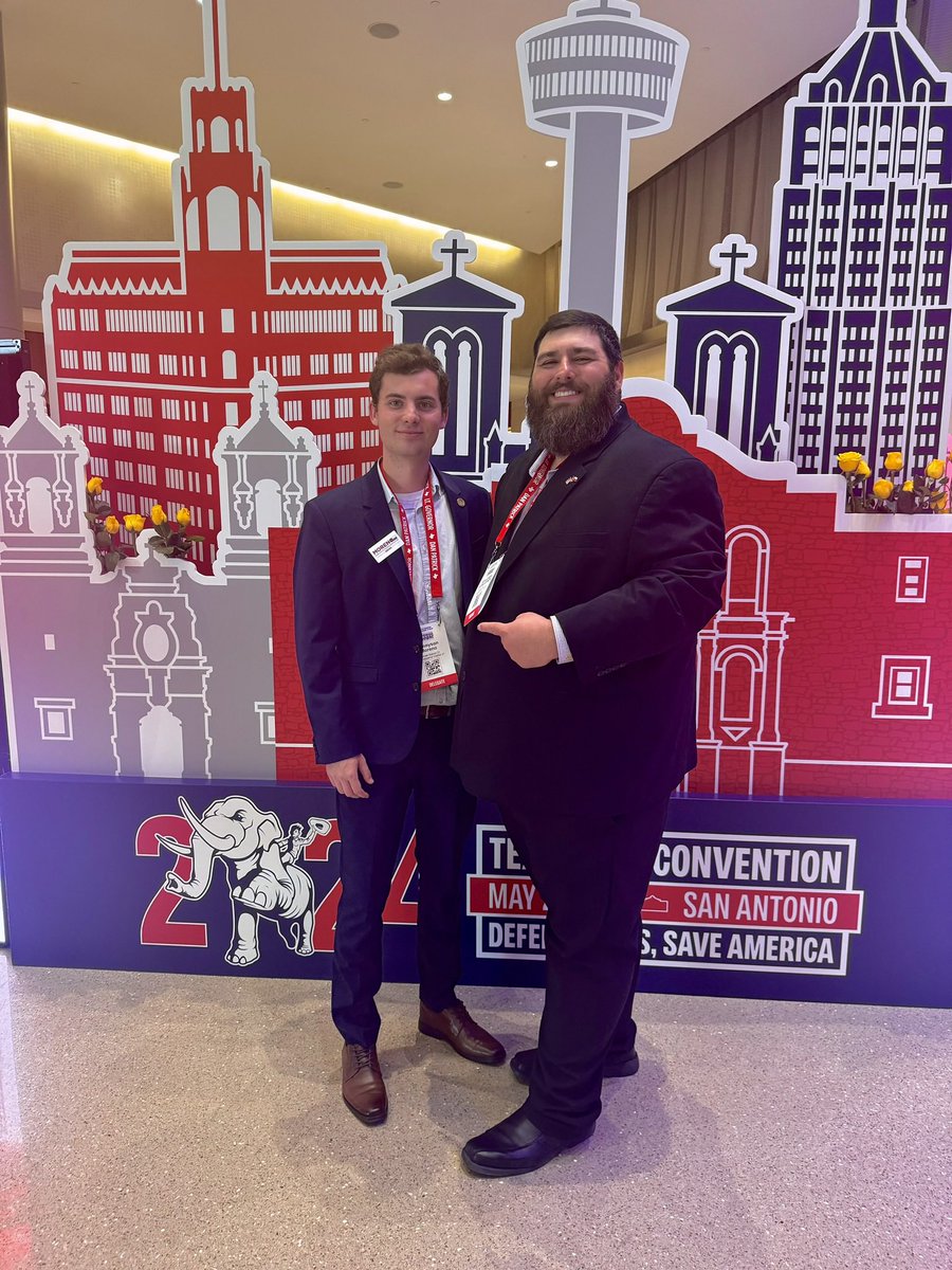 TennysonMoreno's tweet photo. #teamtennyson got to meet THE @Bumgarner4HD63 ! Not only does Rep. Bumgarner have the best beard in Texas- but he is a fellow @texasyrs!
•
•
•
 #txledge #TennysonMoreno  #TXHD45 #HD45 #GOP #DrippingSprings #DrippingSpringTX #SanMarcos #SanMarcosTX #Kyle #KyleTX #Buda #BudaTX https://t.co/f52rTmWEma