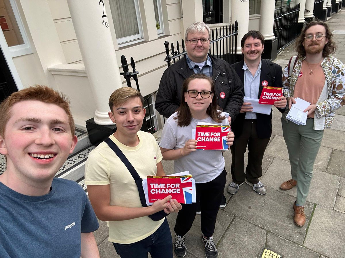 In #PimlicoNorth speaking to voters about @RNBlake’s plan for a fairer, greener Two Cities.

Joined by former MYP @JamesBalloqui1, we’re hearing from young voters across Pimlico who are eager for change.

They have the power to make it happen on July 4th.
 
#PimlicoMatters