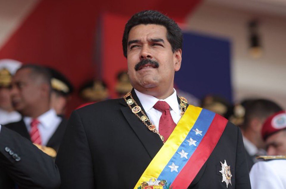 eduardomenoni's tweet photo. 🚨| ÚLTIMA HORA: Los dictadores de izquierda, Nicolás Maduro de Venezuela y Daniel Ortega de Nicaragua, han sido EXCLUIDOS de la investidura del Presidente Nayib Bukele. 🇸🇻 ¿Apoyas este durísimo golpe de Bukele a estos tiranos comunistas? Yo al 100%. https://t.co/XHfrROEbsl