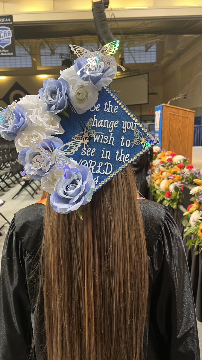 niyah_collins's tweet image. “It’s a celebration every time we link up, we done did everything they can think of, greatness is what we on the brink of.”
~ Nicki Minaj

#classof2024 #northamptoncommunitycollege #firstgengrad #criminaljusticemajor