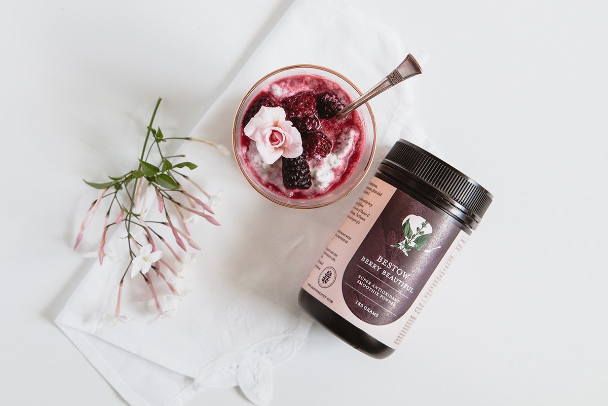 HelloSkinmart's tweet image. Superfood Smoothies 🫐🍓⁠

Bestow's Super Anti-oxidant Powder contains delicious berry and fruit powders to protect skin from the ageing affects of free radicals. ⁠
This product promotes youthful, resilient skin and a general feeling of health and wellbeing from within ✨⁠