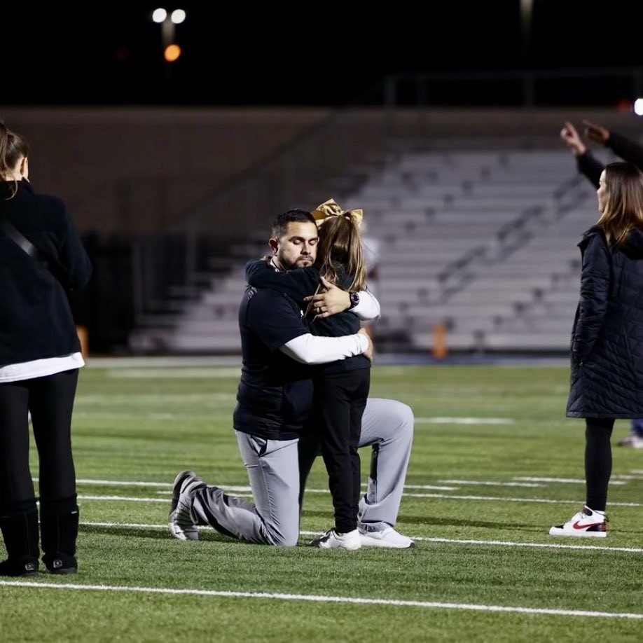 To all the @THSCAcoaches coaches out there. Summer strength/conditioning, 7on7, OLine challenges and skill sessions are about to get into full swing. Press pause & spend the time you have right now with those who matter most. The work will always be there, your kids won’t.