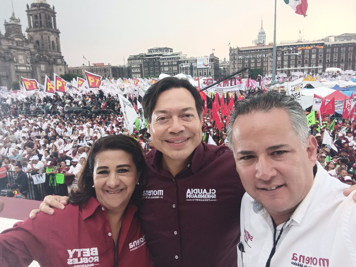 Con mi compañera @beatrizroblesgs y el Presidente @mario_delgado. Vamos a ganar #Querétaro.