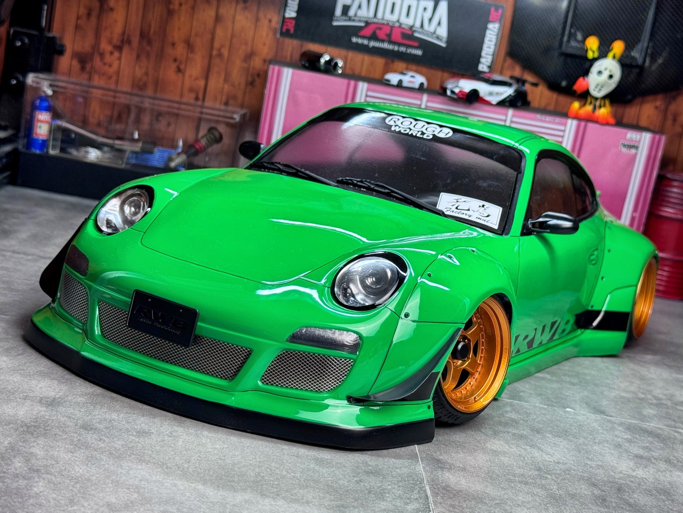 新品 未走行 ポルシェ RAUH-Welt仕様 ラジコンボディ RWB YD-2