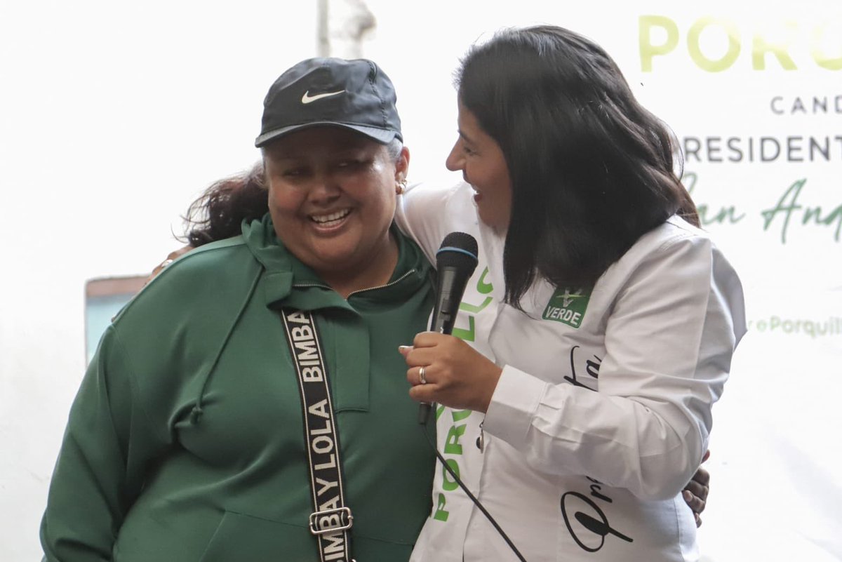 Muchas gracias a la Colonia Emiliano Zapata por esta gran reunión llena de entusiasmo y apoyo a este proyecto VERDE.

Estoy segura que ganaremos este 2 de junio, estamos fuertes y unidos y ¡Vamos con todo! 💚😎
