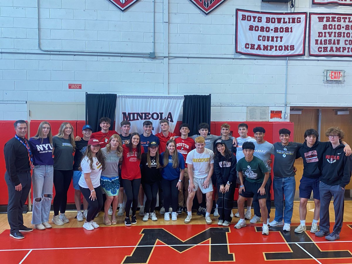 #MineolaProud of our 26 Student Athletes who participated in College Signing Day! This special group of young men and women will participate in collegiate athletics next year at their respective universities. <a href="/MineolaUFSD/">Mineola UFSD</a> <a href="/mineolahs/">Mineola High School</a> <a href="/NaglersNotions/">Michael Nagler</a> <a href="/EdTEscobar/">Ed Escobar</a> <a href="/CatherineFishm1/">Catherine Fishman</a>