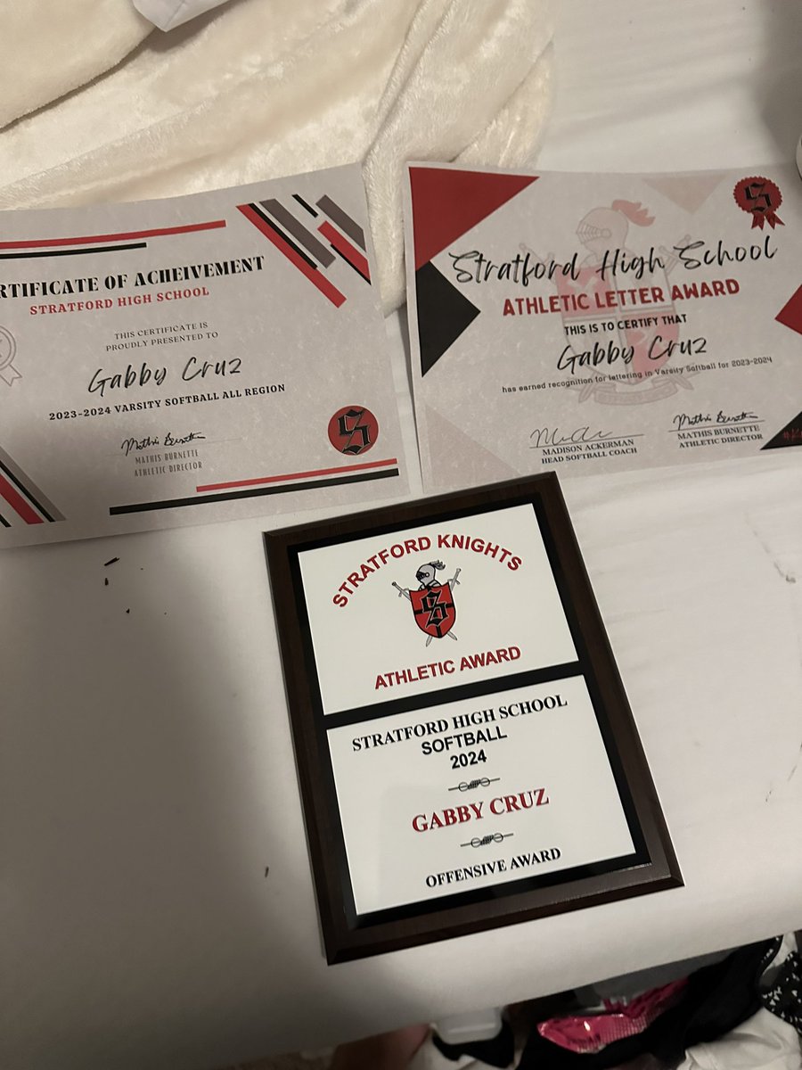 Thank you <a href="/SbStratford/">Stratford Softball</a> for a great junior season. I’m thankful to receive Best Offensive Player and earned all region. Now to be with my <a href="/cardinalsgore/">Carolina Cardinals Premier Gore 18U</a> family! <a href="/CardinalsCoachK/">Kyle Gore</a> <a href="/cokersball/">Coker Softball</a> <a href="/Softball_CoachB/">Coach Bennett</a> <a href="/rcandy24/">Randy Carlson</a> <a href="/ECBaseballAcad/">ECBA</a>