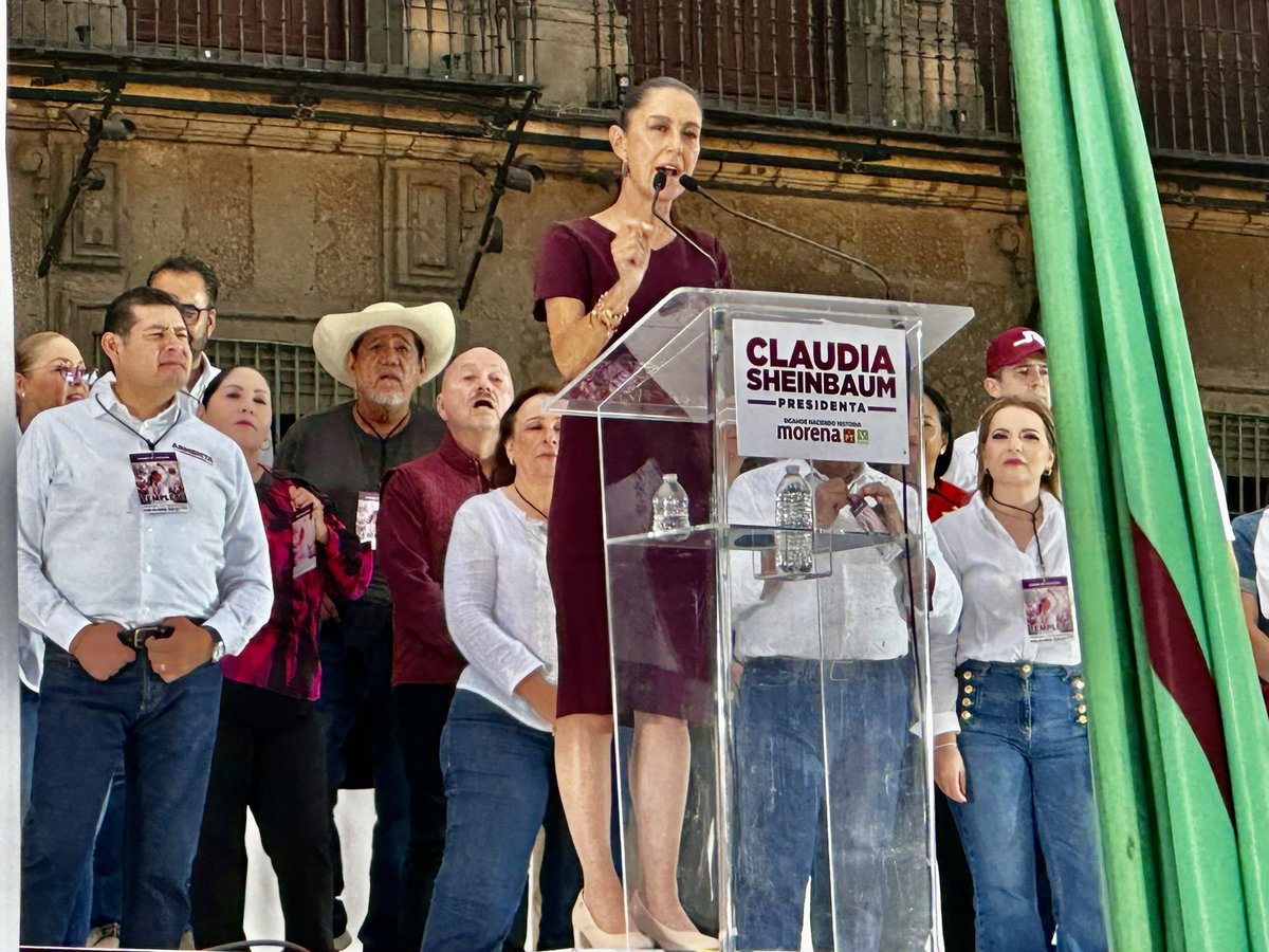 Claudia Sheinbaum fue clara: como Presidenta de México no me voy a doblar ante el poder económico ni ante naciones extranjeras, por más poderosas que sean. ¡TENEMOS PRESIDENTA! #ClaudiaPresidenta
