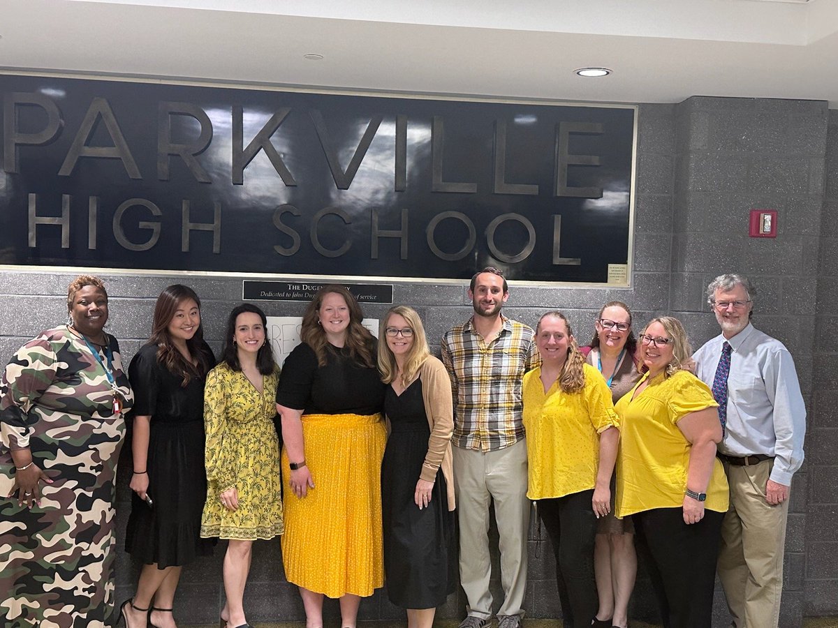 amybuddy45's tweet photo. @ParkvilleHigh had a successful Awards and Scholarship night! We are a great counseling team! @BCPScounseling @BaltCoPS https://t.co/f3vMpUqrtC