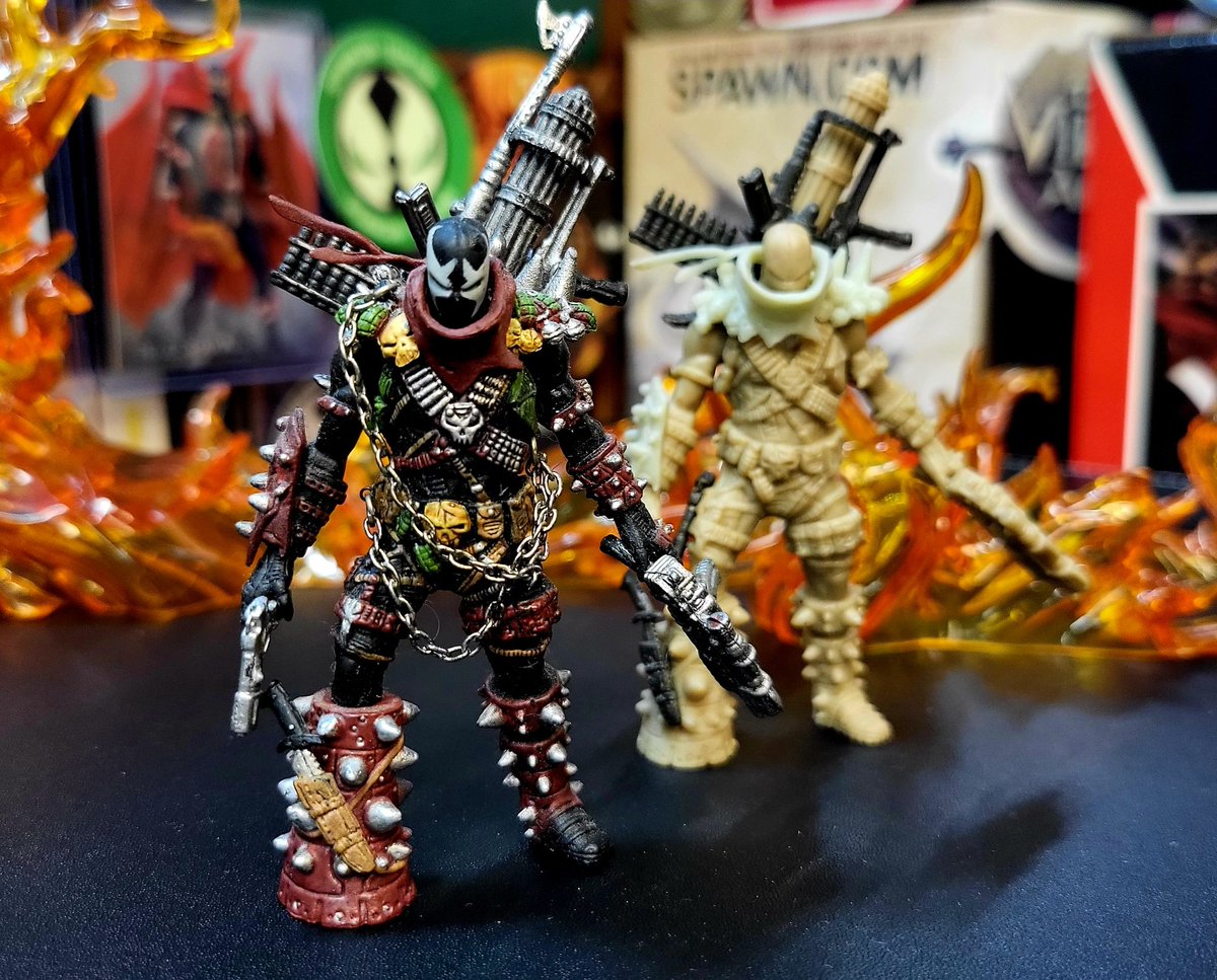 3'inch Commando Spawn + prototype! Beautifully done with amazing detail and removable weapons, this mini-figure is hands-down one of my favorites! Part of The One and Only #SpawnHunter Collection. #Spawn #SpawnHunterCollection #minifigure #McFarlaneToys #imagecomics