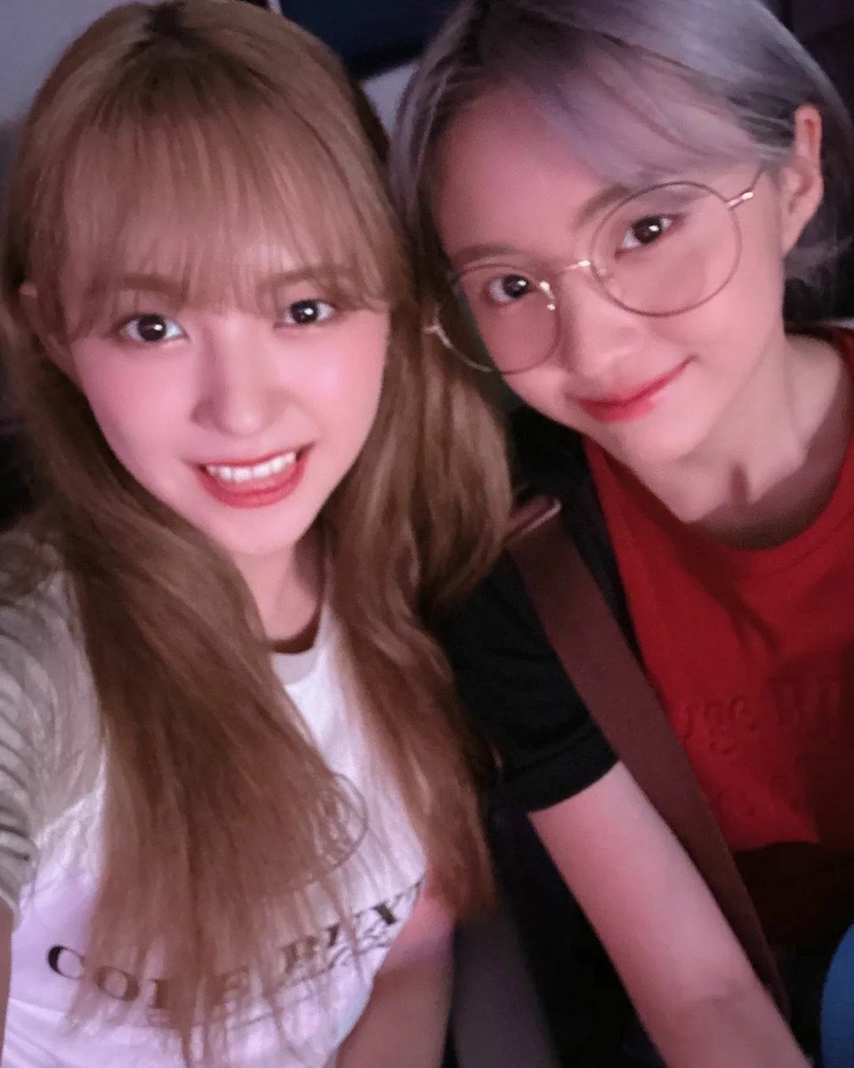 eli ᥫ᭡ tweet media