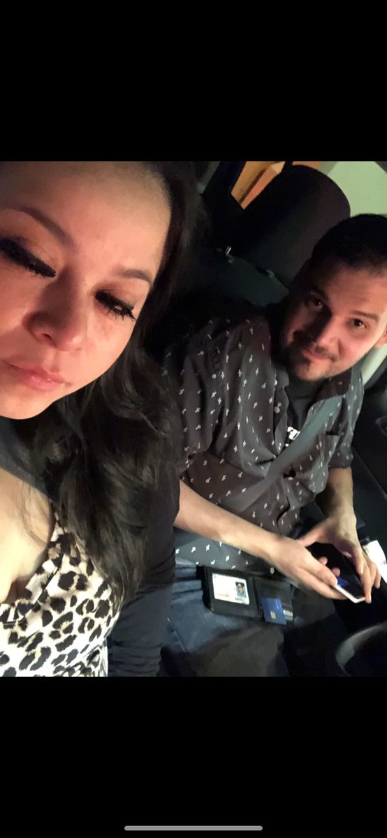 monicaJ87's tweet photo. #imissyou you old bitch #FelizMiércoles https://t.co/5L1eJY6zhv
