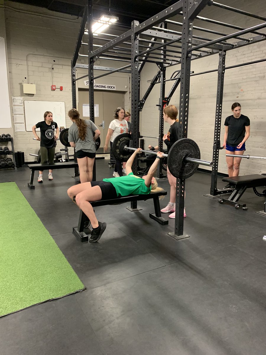 ReginaRebels's tweet image. It all starts now! Great start tonight ladies! #summerprogram