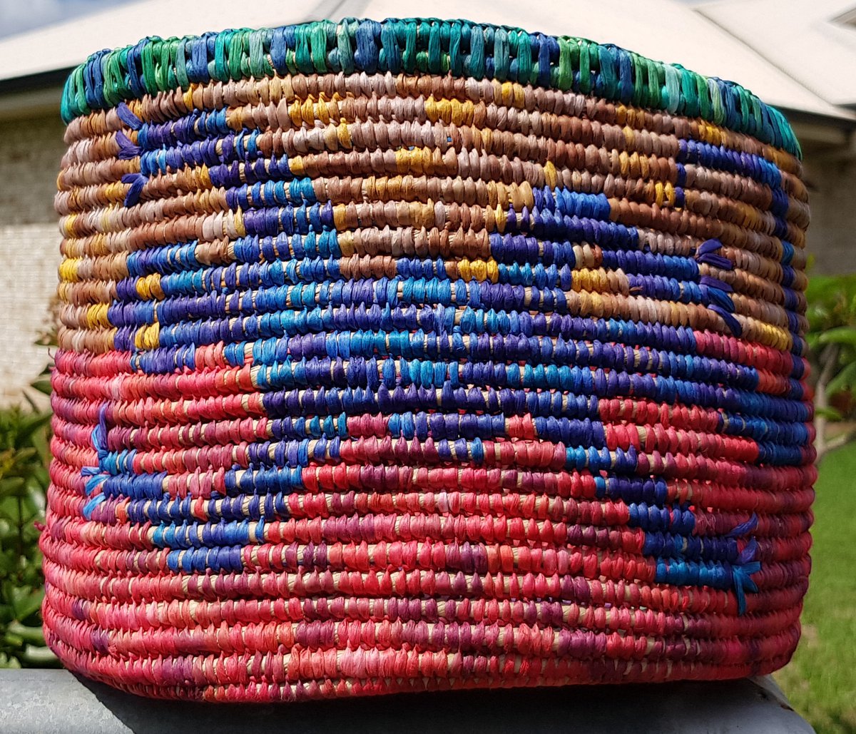 CQU's tweet image. Aunty Barb Walker's First Nations heritage was hidden for years - sharing the story drives her passion for Wiradjuri ‘waybarra’ weaving. #CQU and #ArrowEnergy's Whanu Binal Indigenous Entrepreneur Program supports her #IndigenousBusiness.
MORE: ow.ly/AasK50S1tel
#NRW2024