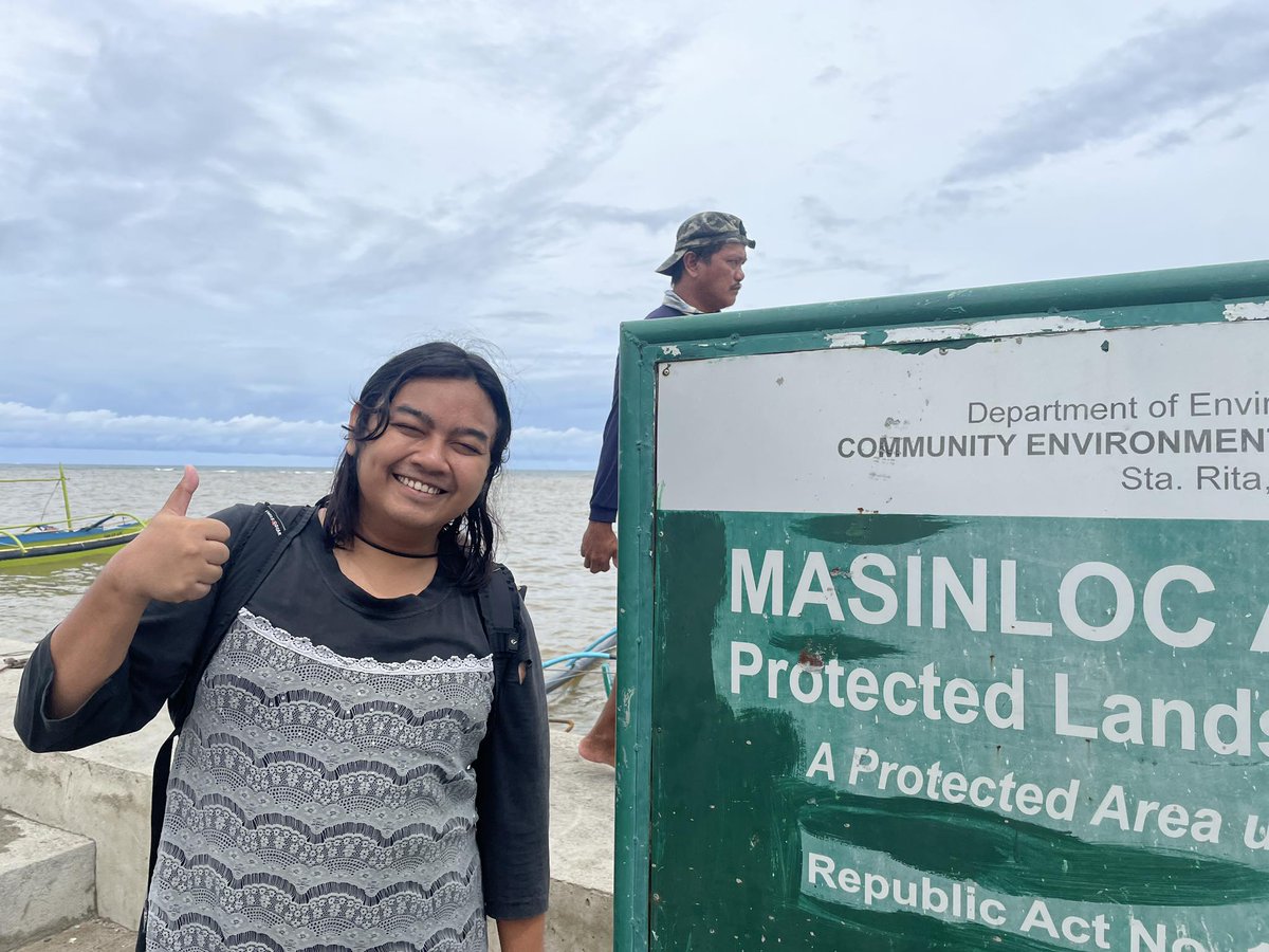 Elle0830_'s tweet photo. UPDATE: Nandito na kami sa Masinloc! Katatapos lang namin mamalengke para sa fishing expedition mamayang hapon.
#AtinAngPinas
#USLayas
#ChinaLayas
#DemilitarizeWPS https://t.co/nQI2a7iTPf