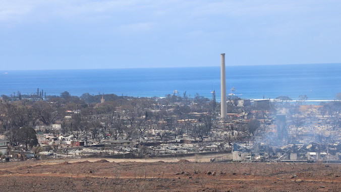 In the wake of the deadly #MauiWildfires, your #UHohana is working to develop a new wildfire forecast system using artificial intelligence for the state of Hawaii to enhance public safety, preparedness and risk mitigation ➡️ bit.ly/459BVgw #UHMResearch #UHinTheCommunity