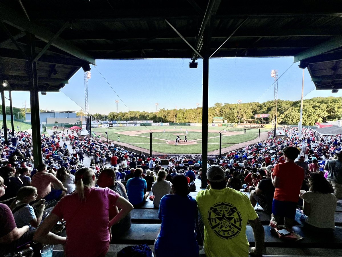 It was just a picture-perfect night for St. Joseph #Mustangs Opening Day at Phil Welch Stadium. 

St. Joseph has a rich baseball history and a lot of those stories come from this historic stadium.