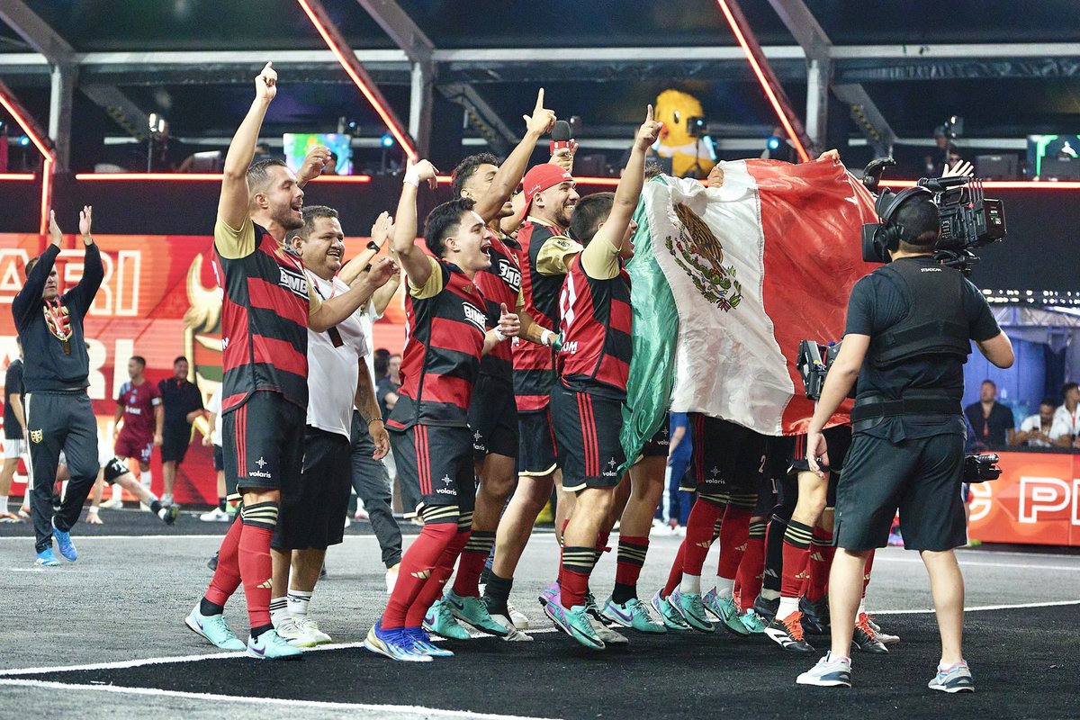 Directo a Octavos mi <a href="/PelucheCaligari/">Peluche Caligari</a> !!
🇲🇽🛡️⚔️
#PuroPincheMexicano