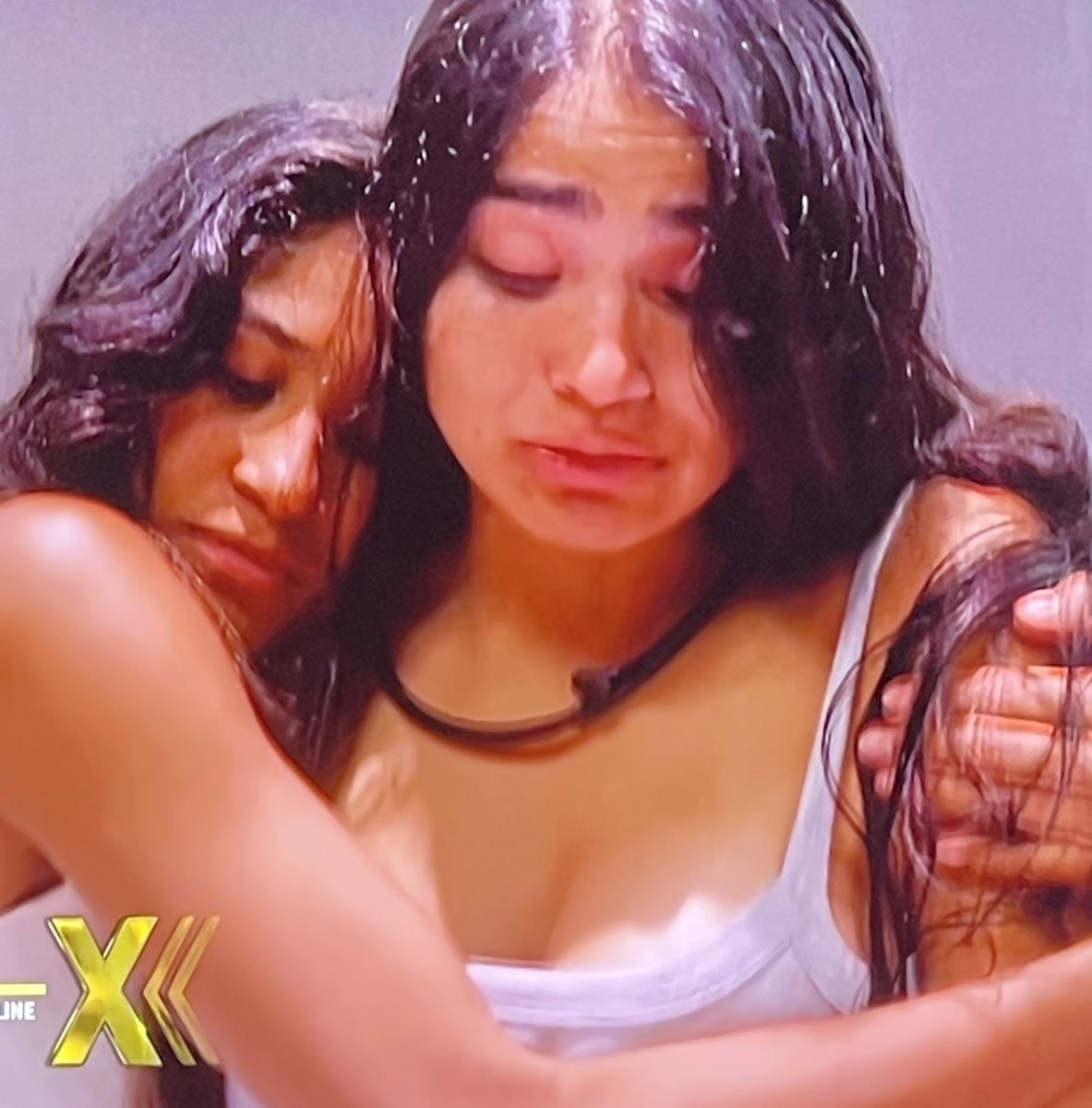 realityscol's tweet photo. Natalia está siendo moza, pero se afecta porque le dijeron moza.
Viooooooooó
#DesafioXX #Desafio20años https://t.co/15F8ebfODN