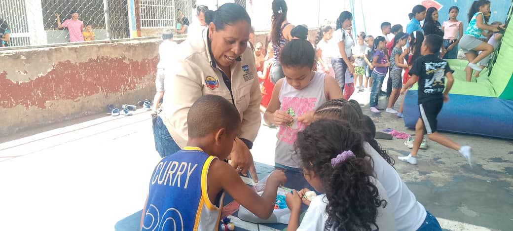 La  Superintendencia Nacional  Antidrogas  Enmarcado en la semana mundial sin Tabaco realizó una Jornada Cultural y Recreativa con el fin de Fortalecer Los Factores de Protección a los  niños niñas y adolescentes del sector la Bombilla parroquia Petare del Municipio Sucre